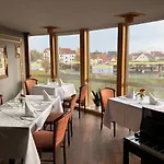 Leipziger 3*
