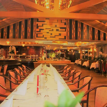 Hotel Leipziger - Flughafen Halle 3*