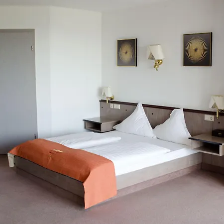 Leipziger - Flughafen Halle Hotell Leipzig